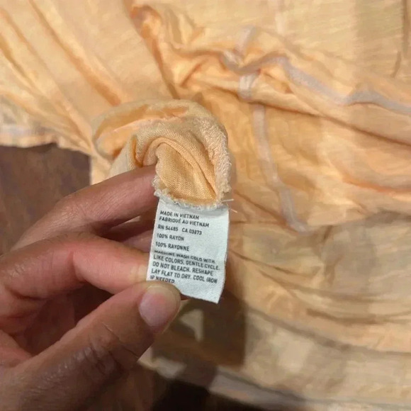 American Eagle Peach Sleeve Tee - Picture 5 of 9